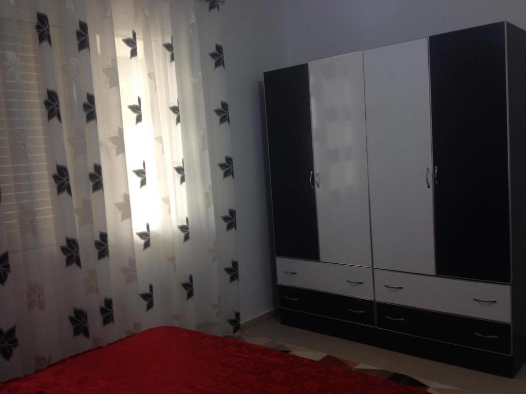 Guesthouse Anila Divjaka Zewnętrze zdjęcie